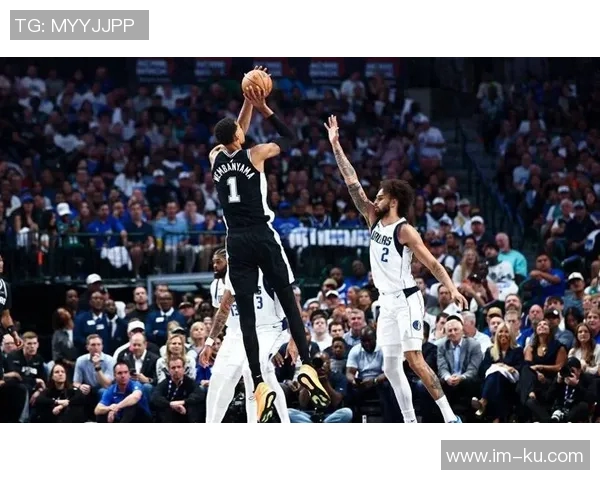 国王队全场16次抢断引发独行侠19次失误比赛悬念迭起