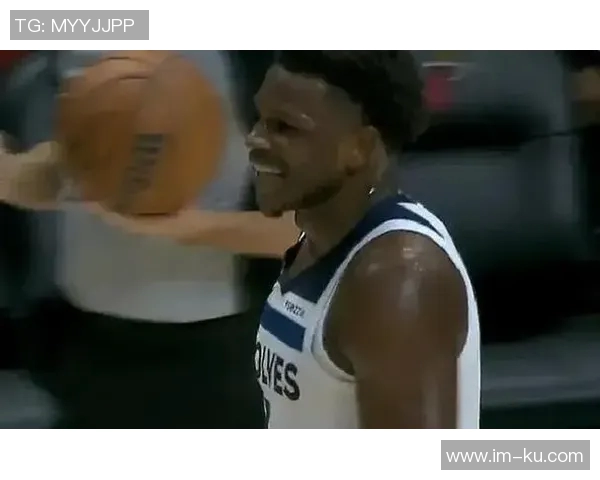 爱德华兹创历史成就25岁前三分球命中超1200个成NBA首位